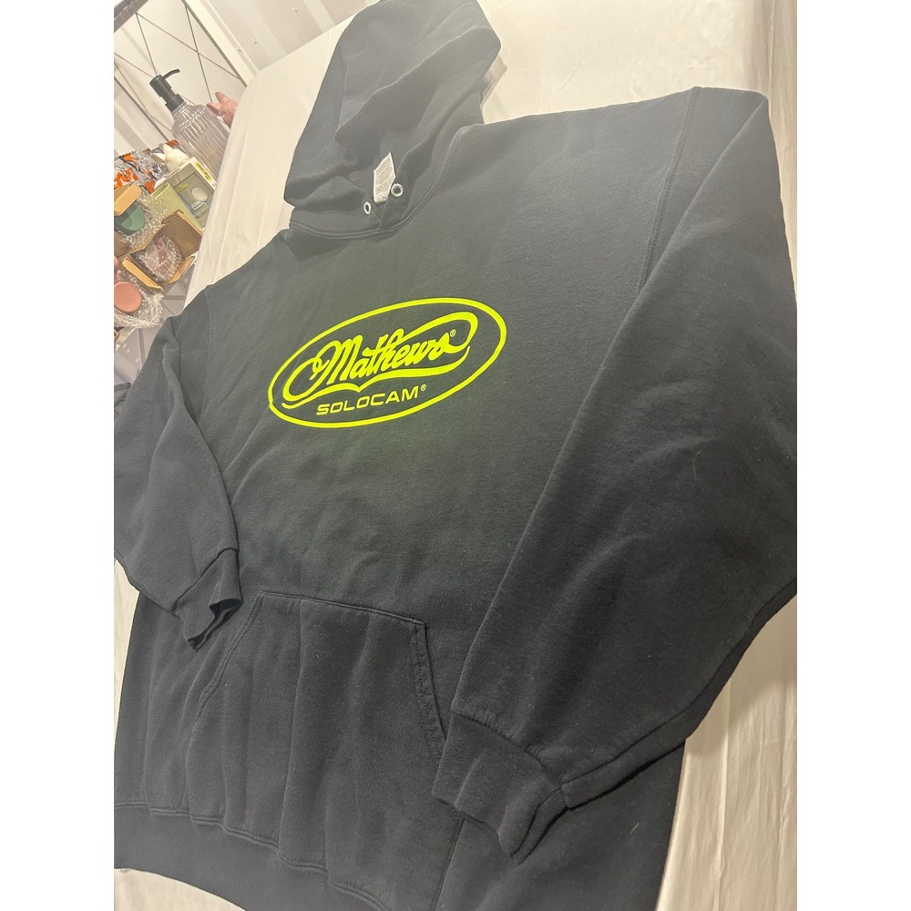 Mathews Solocam Archery Hoodie Mens 2XL Black Neon Yellow Graphic Sweatshirt